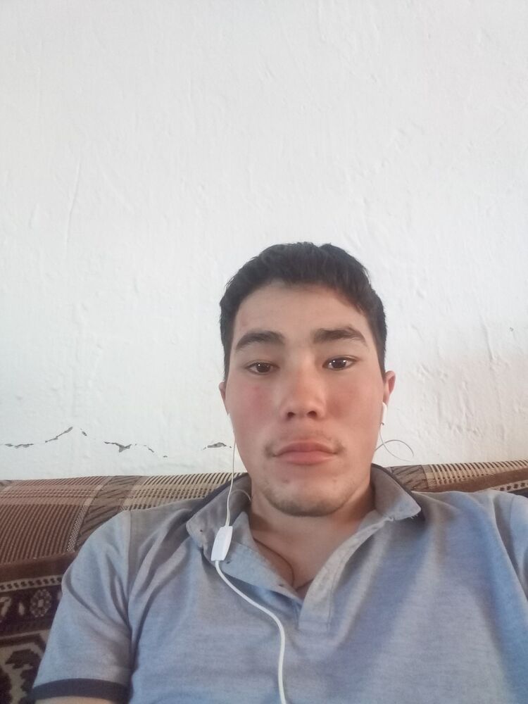  ,   Rustem, 29 ,   