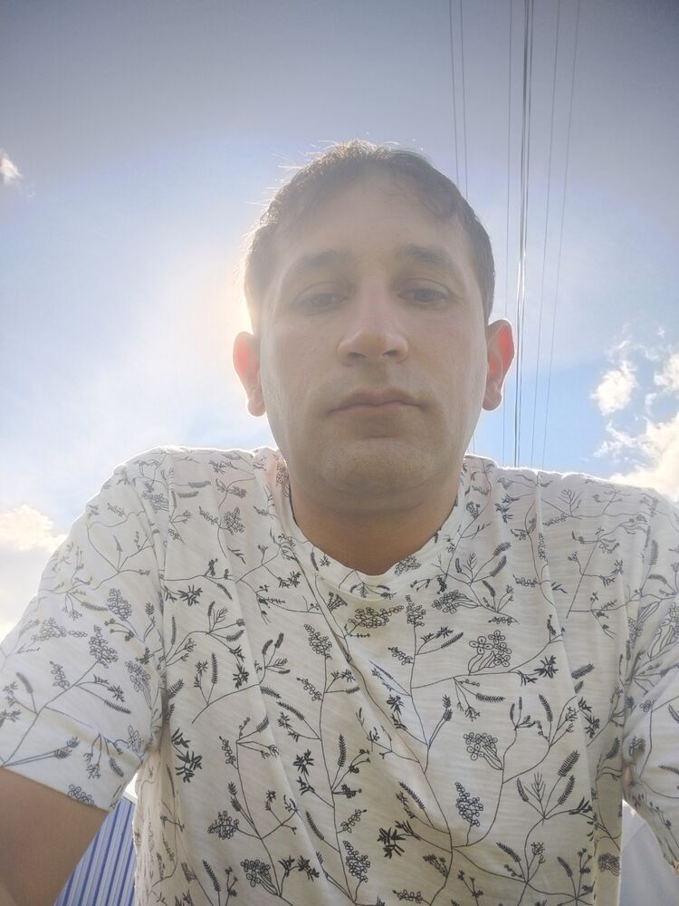  44818393  Rishat, 40 ,    