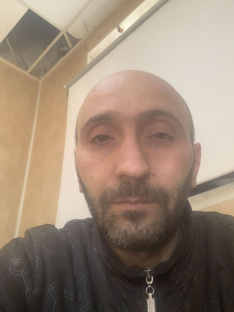  49844403  , 42 ,    