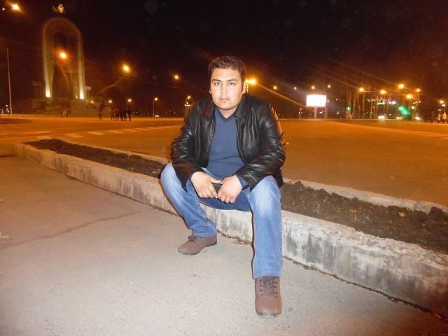  10872233  Mirzo, 32 ,    