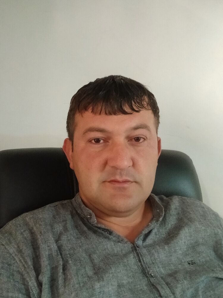  ,   Shagen, 32 ,   ,   