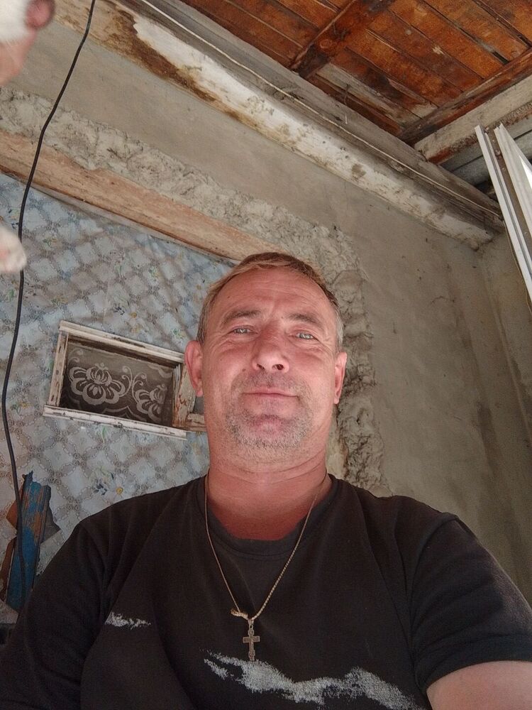  48076193  , 47 ,    
