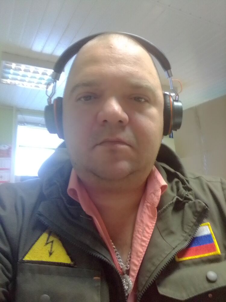  40712283  , 44 ,    