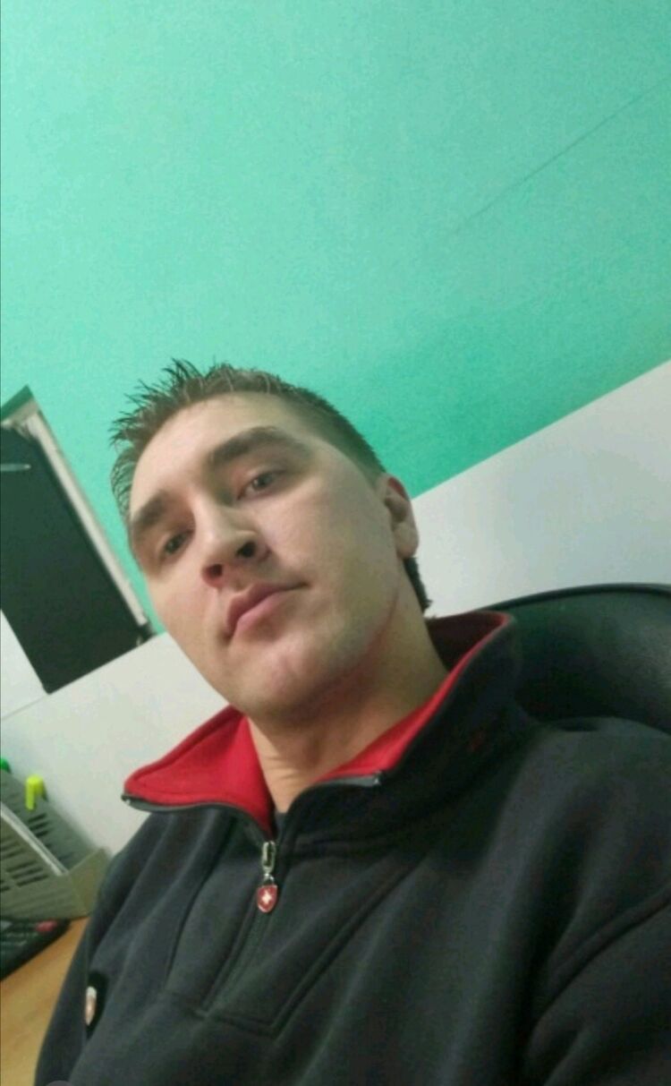  25737463  , 42 ,    