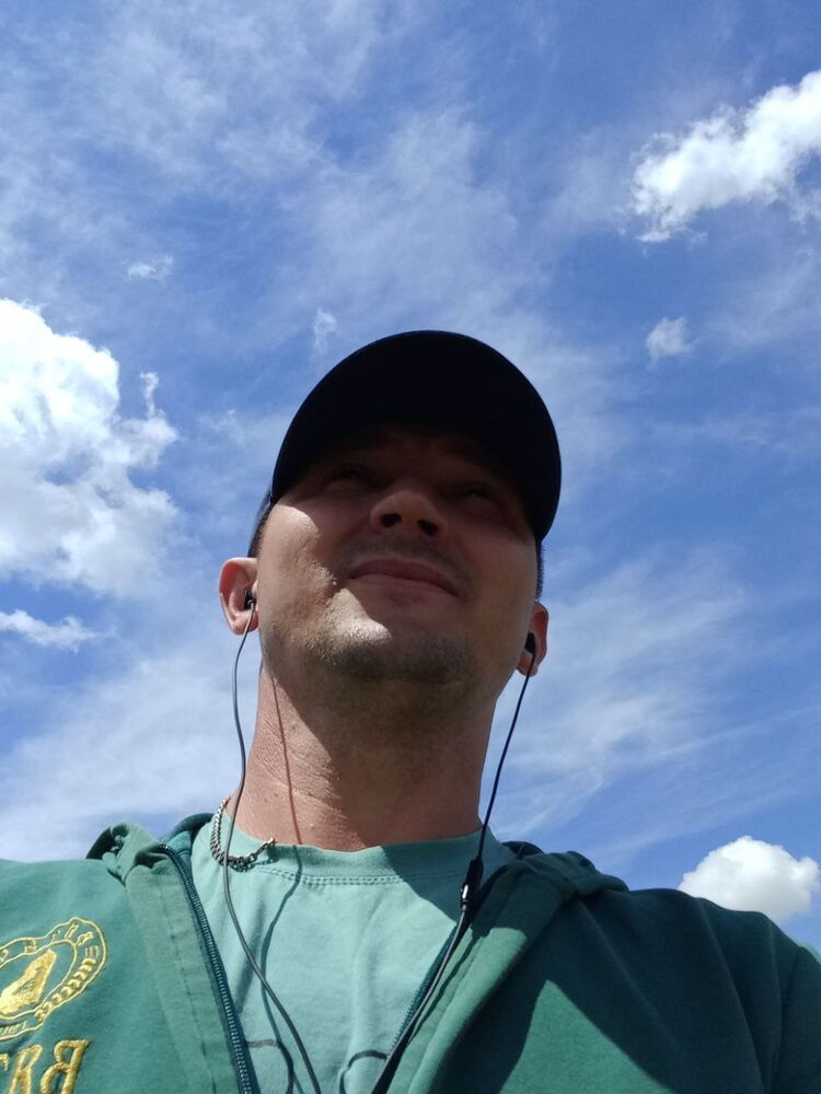  ,   Dima, 37 ,   ,   