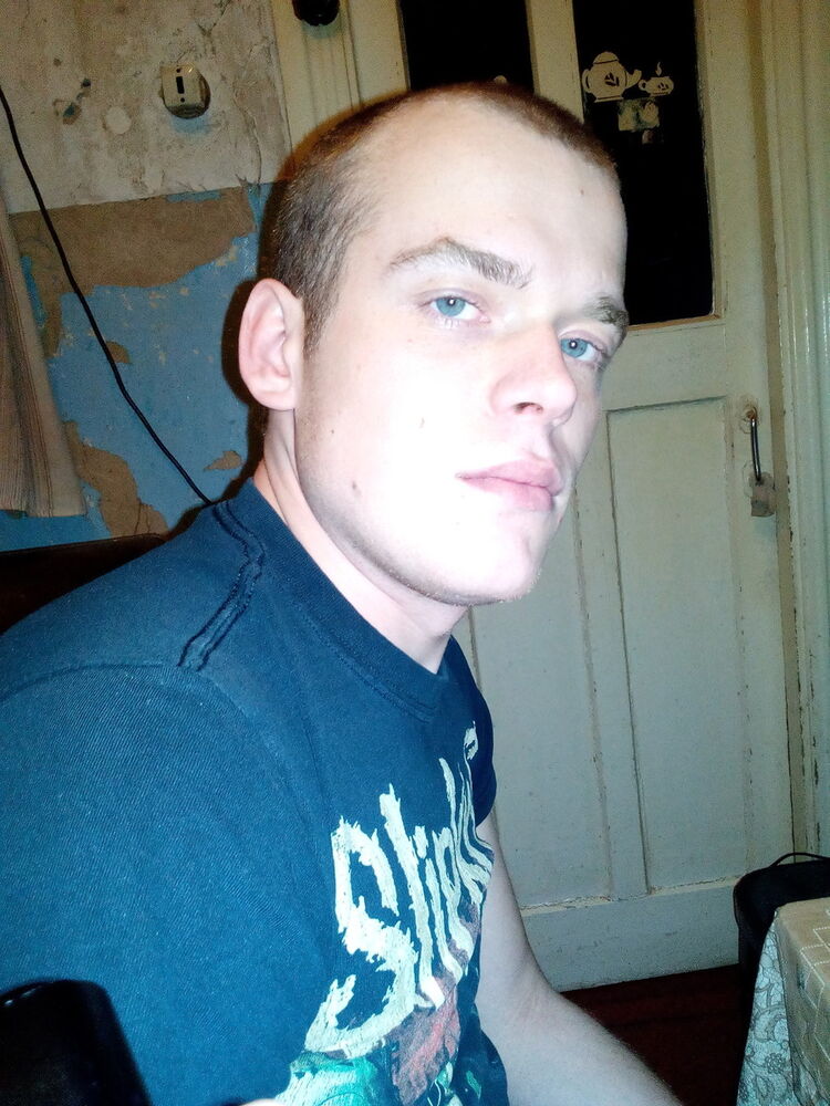  15061983  , 28 ,    