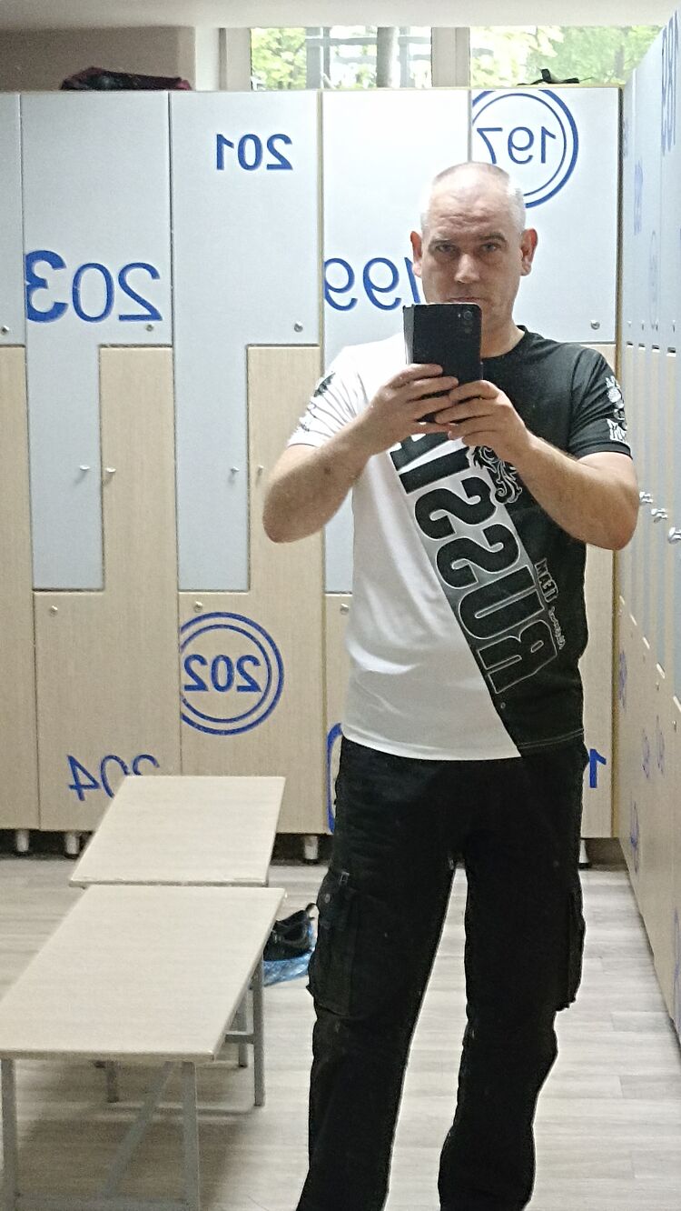  44959393  , 45 ,    