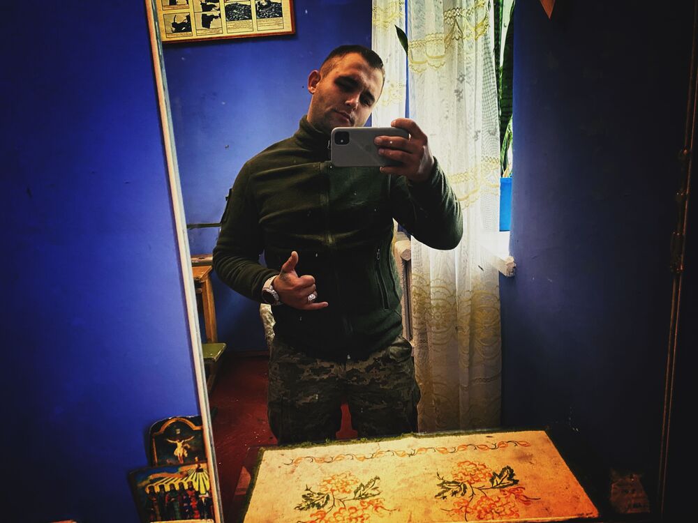  30695493  , 27 ,    
