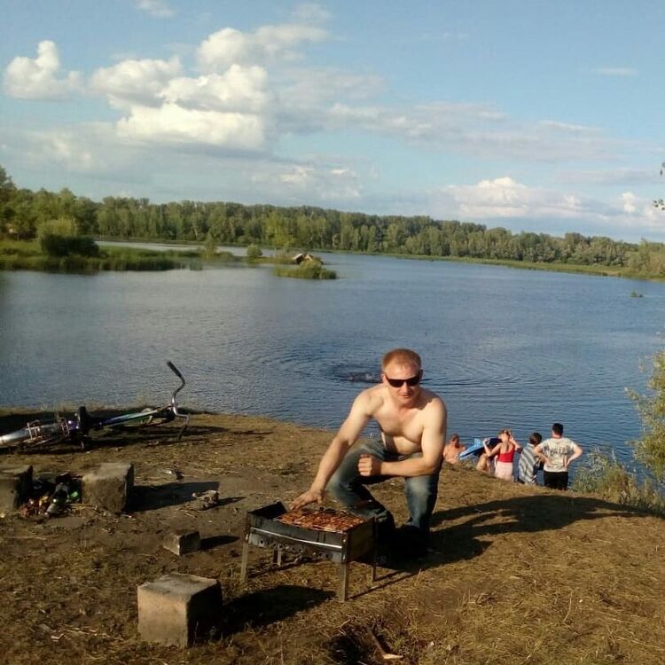 16885593  Aleksandr, 37 ,    