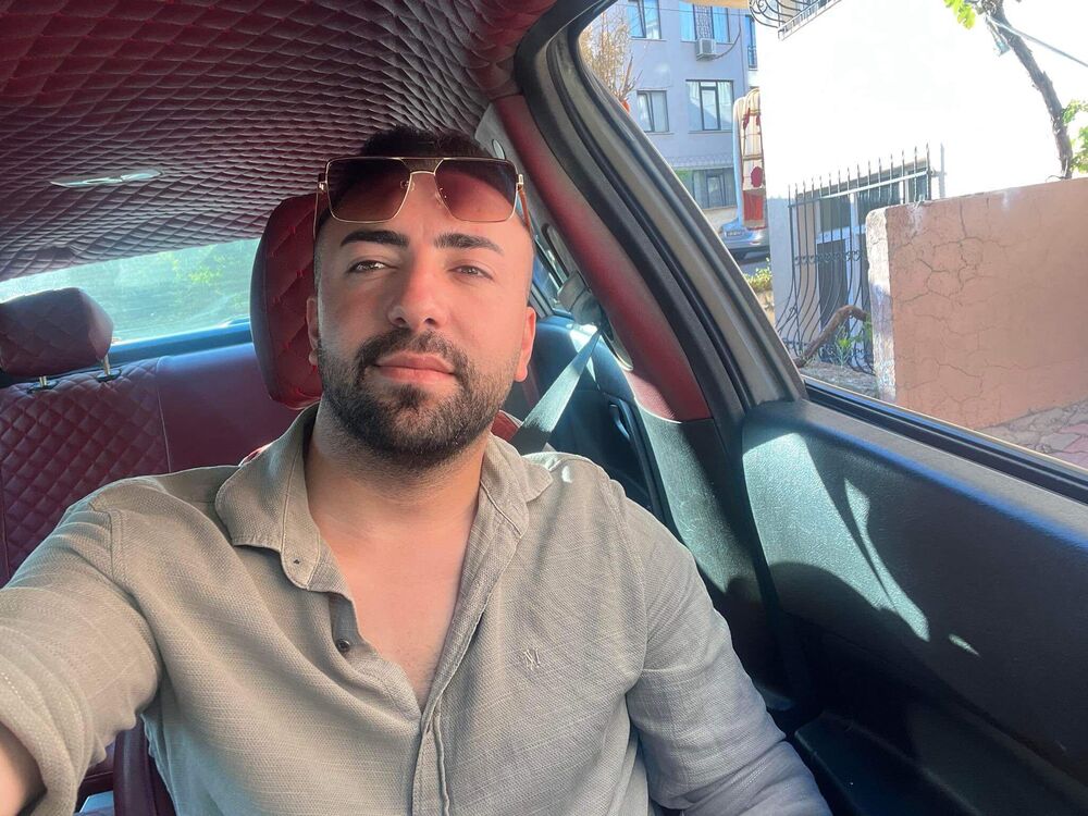  48264463  Ersin, 28 ,    