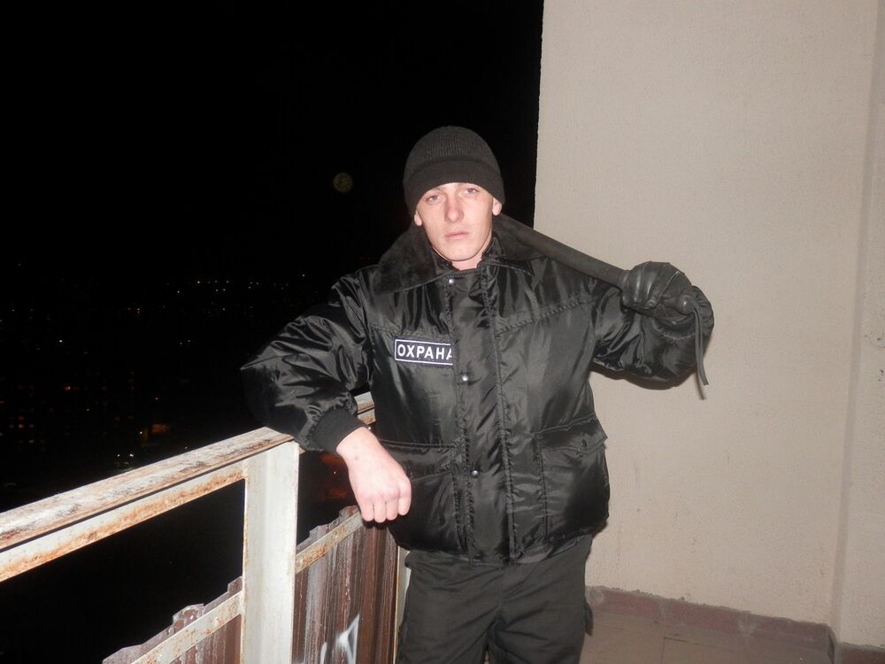  ,   Leha Yalex G, 32 ,   