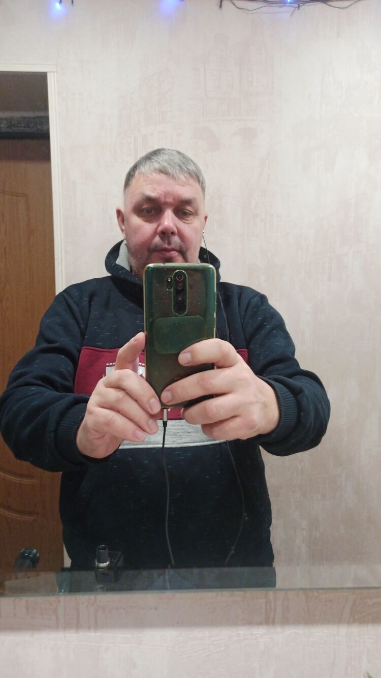  48560273  , 46 ,    