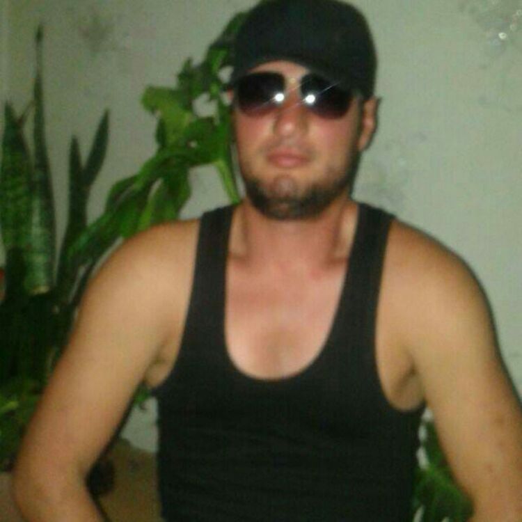  18024693  RUSLAN, 40 ,    