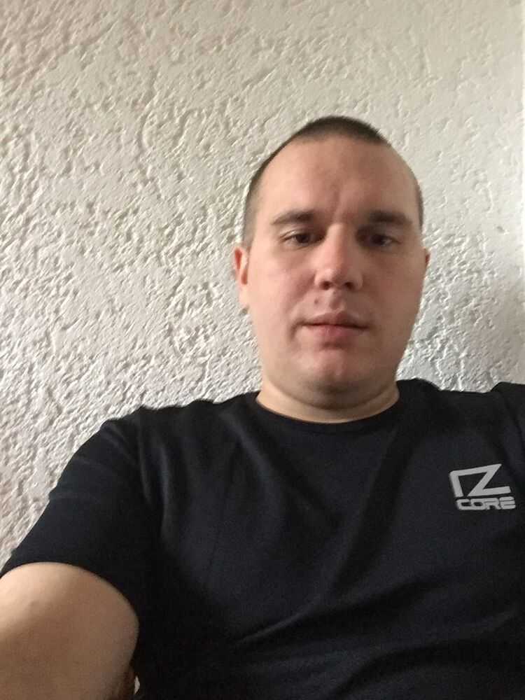  Bochum,   , 37 ,   ,   , c , 