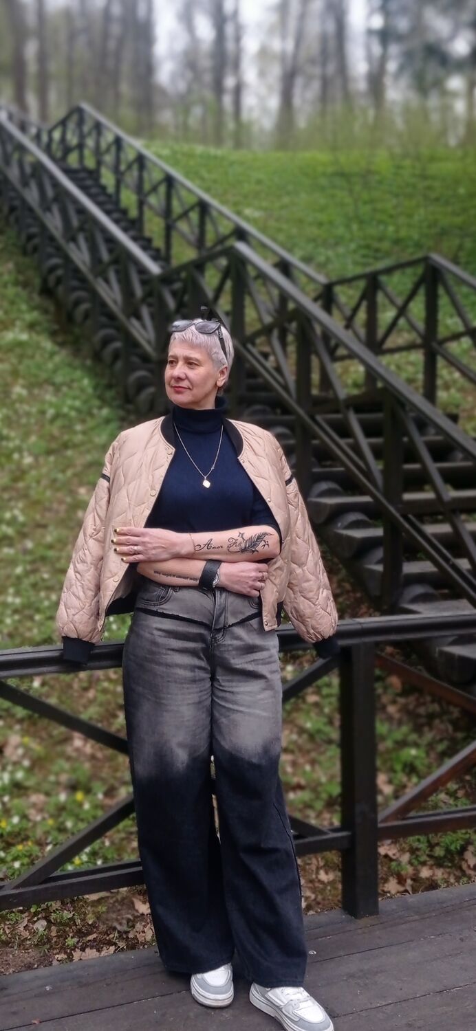  51486983  Natali, 49 ,    