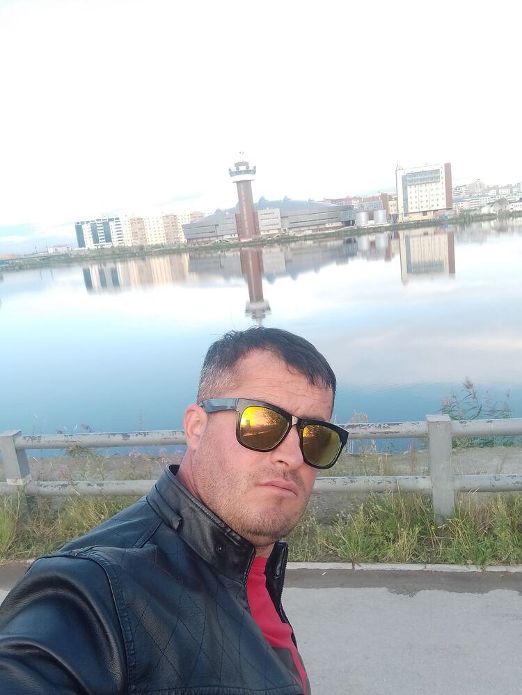  44472253  , 39 ,    