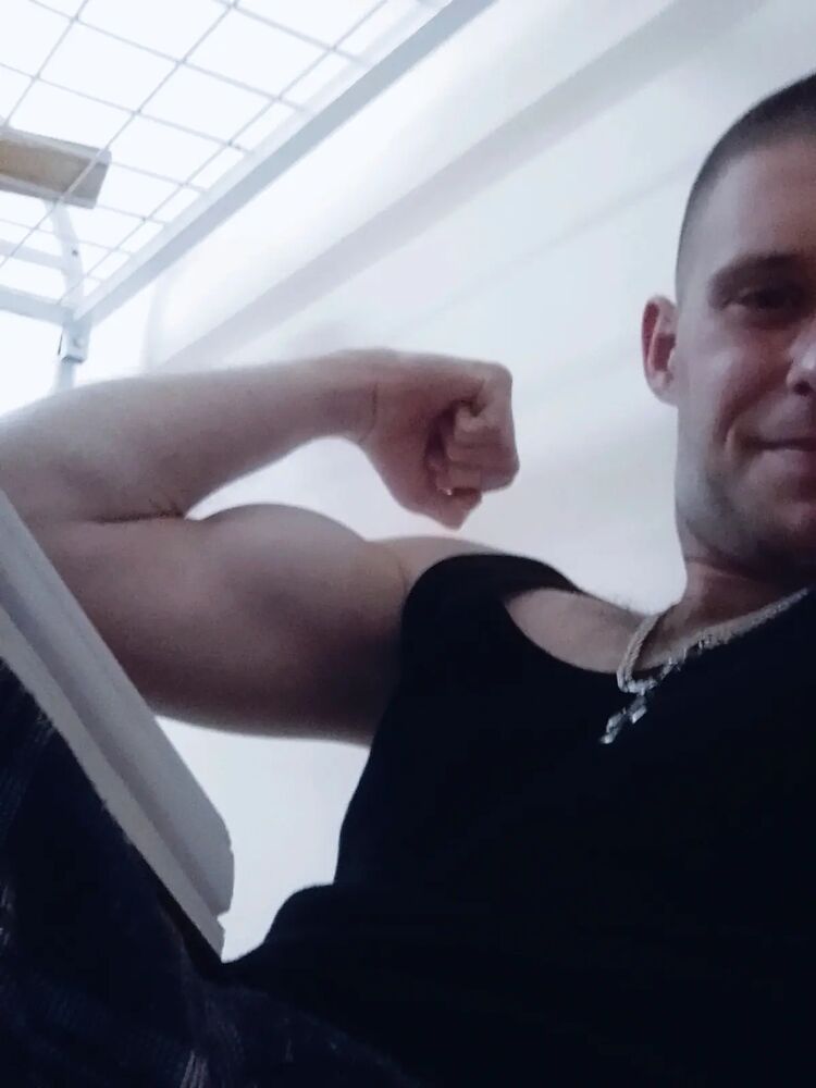  43860983  Ruslan, 30 ,    