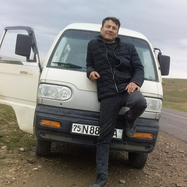  34697133  Samir, 42 ,    