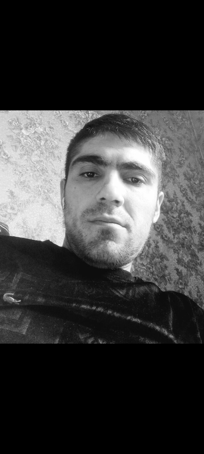  52009453  Narzullo, 31 ,    -