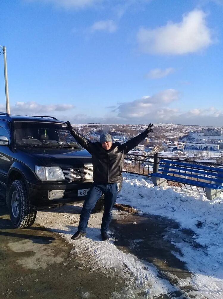  30852553  , 37 ,    -