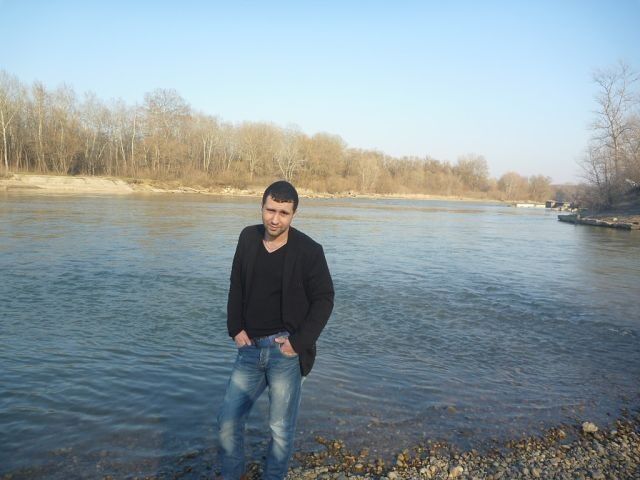  ,   Alex, 37 ,   ,   , c 