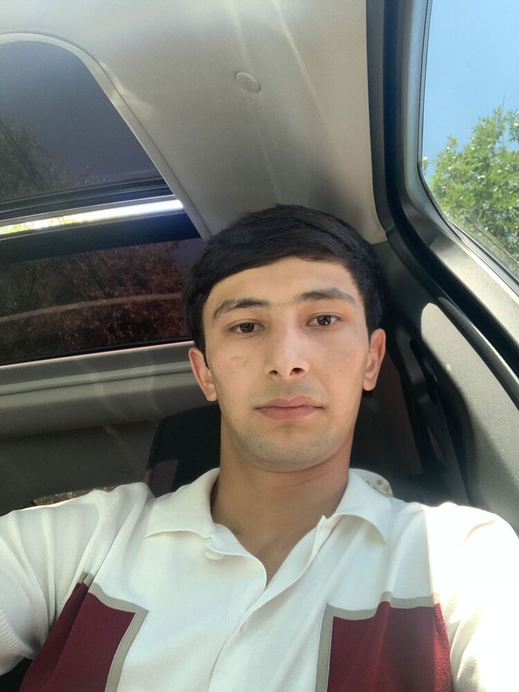  27418663  Farrux, 24 ,    