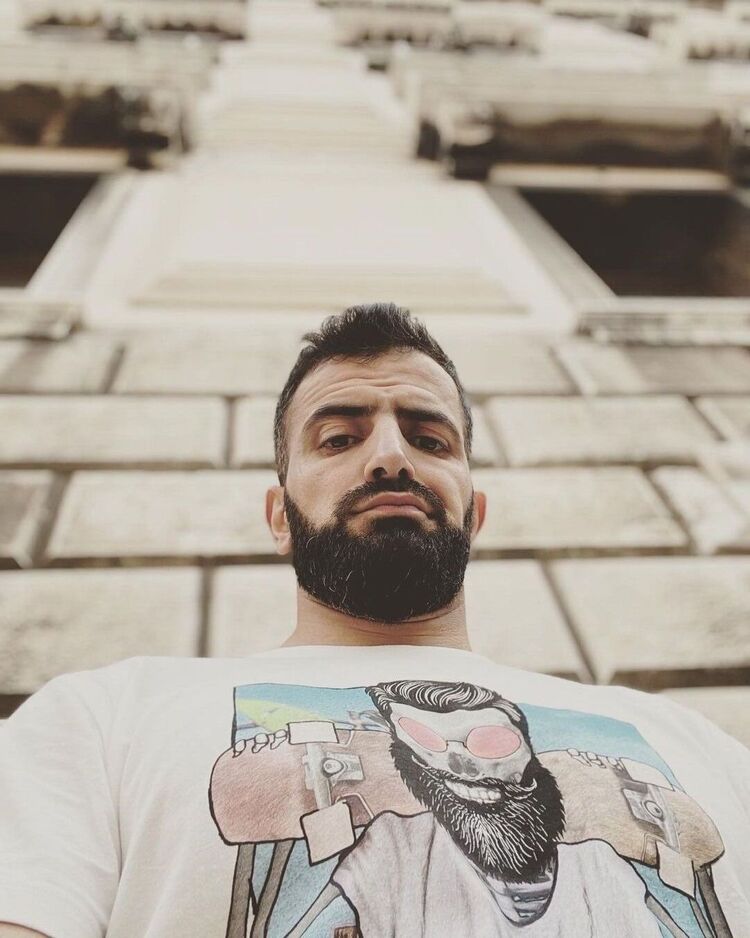 ,   Arthuro, 33 ,   ,   