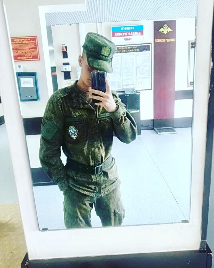  37538143  , 22 ,    