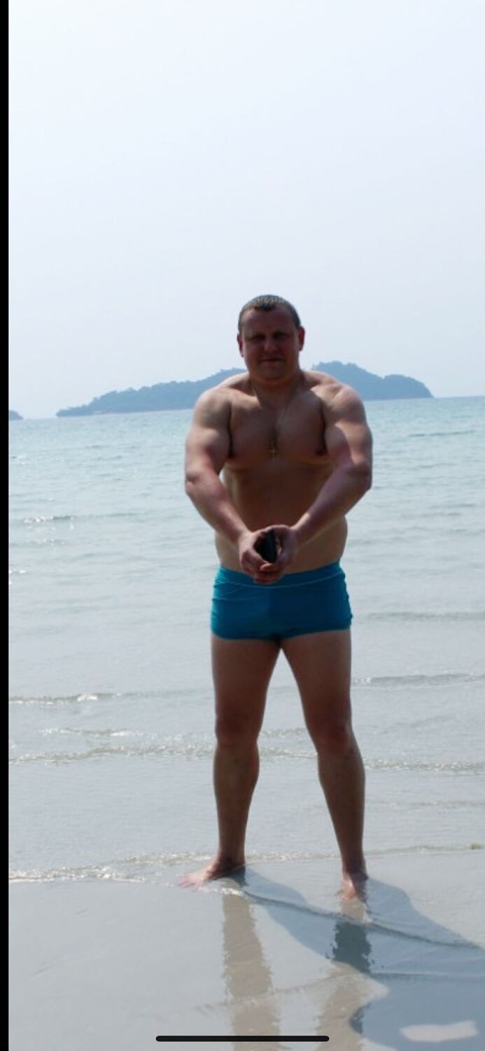  46375423  Yuriy, 44 ,    Hannoversch Munden