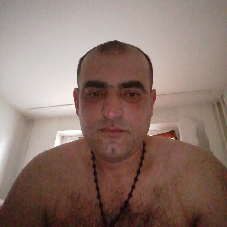  ,   Emre, 37 ,   ,   