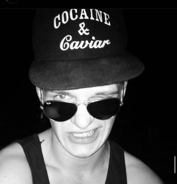 ���� 25802893 ������� �������, 34 ����, ���� ���������� � ������