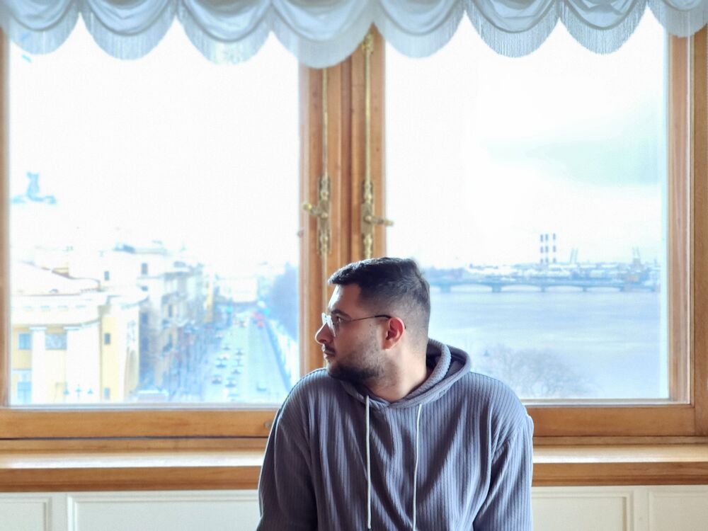  43825413  , 25 ,    ?