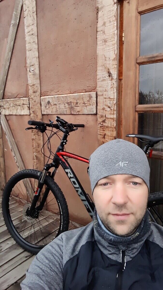 21793753  , 40 ,    Wolin