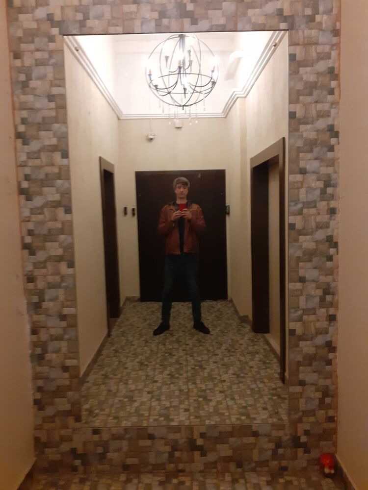  29850323  Aleksandr, 37 ,    