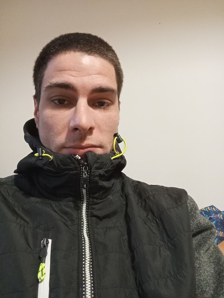  48252363  NikolaNikola, 29 ,    