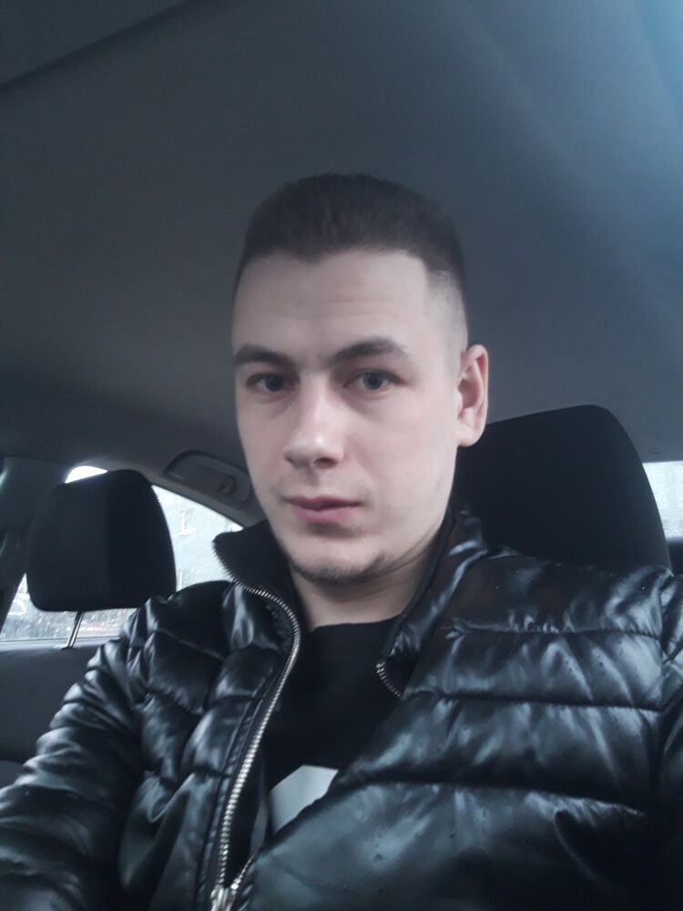  19403883  Oleg, 34 ,    