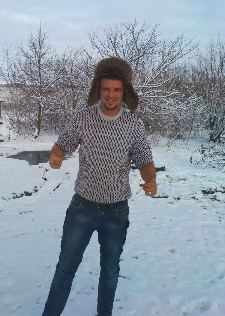  ,   Stanislav, 36 ,   