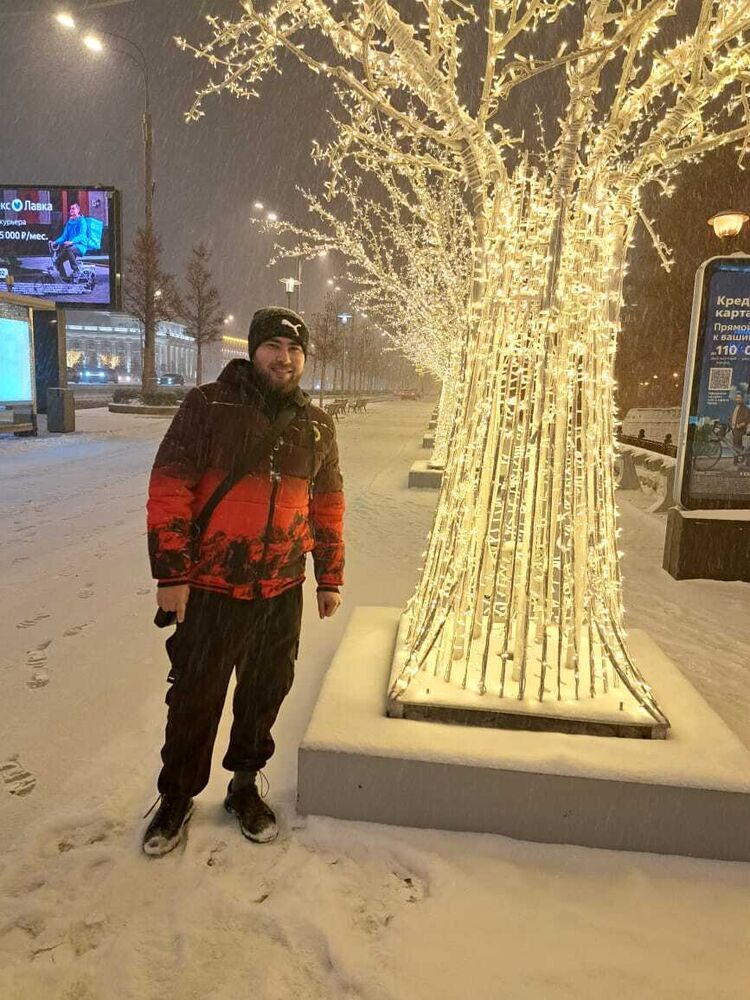  ,   Dostonbek, 27 ,   ,   
