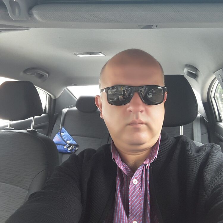  ,   Tom, 51 ,   ,   , c 