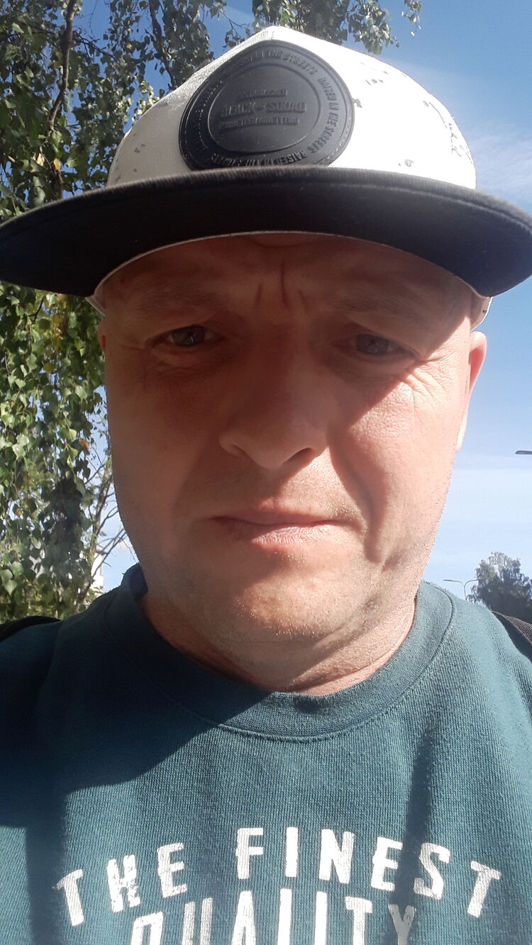  44053783  , 42 ,    