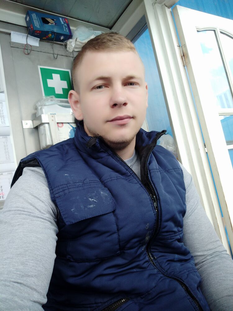  23034203  Dima, 27 ,    