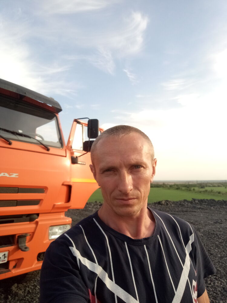  23205613  , 44 ,     