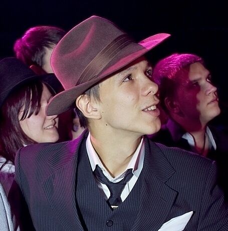 ���� 24435533 ������� �����, 32 ����, ���� ���������� � ����������