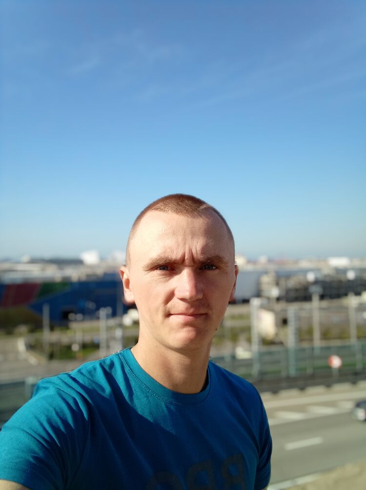  33095843  , 30 ,    