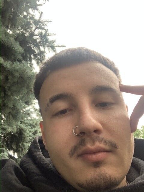  ,   Denys, 30 ,   ,   , c 