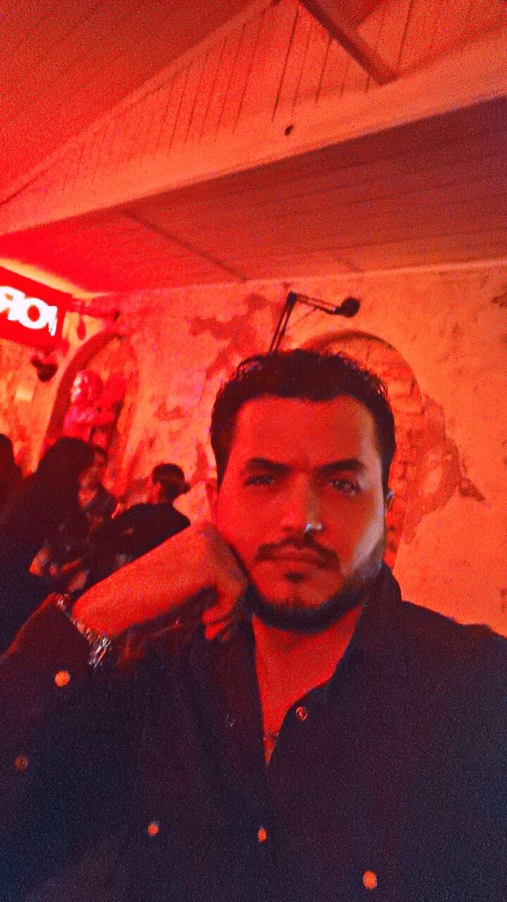 ���������� ������, ���� ������� Ashr, 33 ����, ������������ ��� ������, ����� � ���������