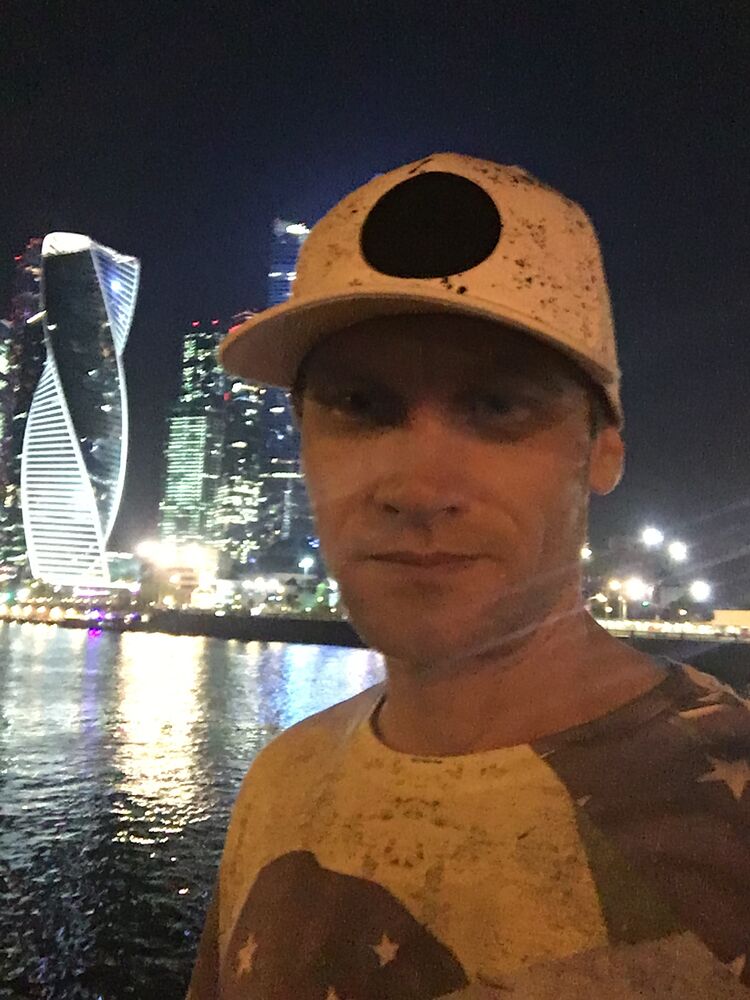  ,   Vladimir, 42 ,   ,   , c , 