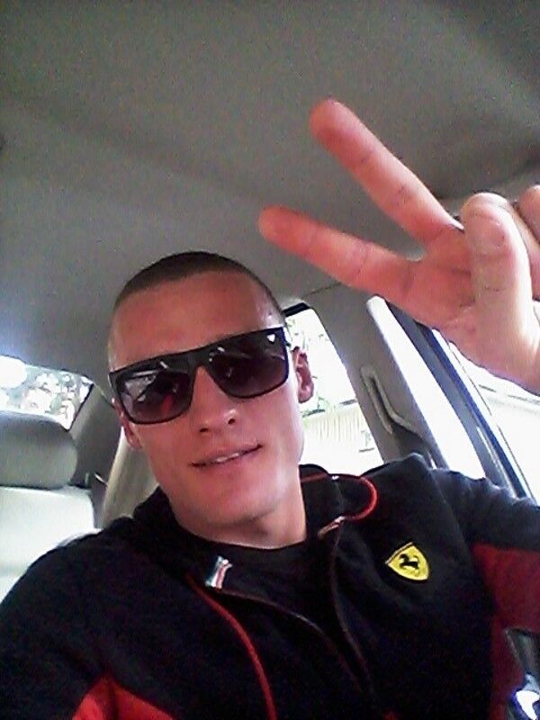  ,   Jevgeni, 39 ,   