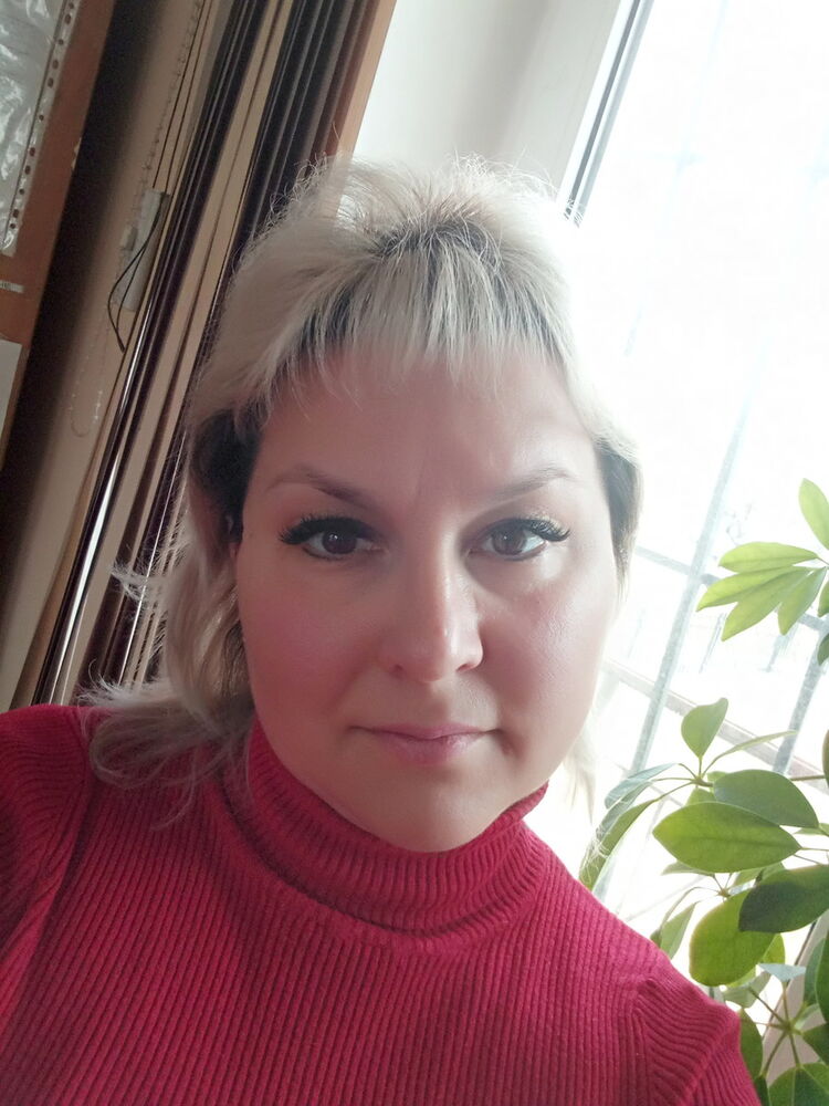  15819813  Natali, 47 ,    