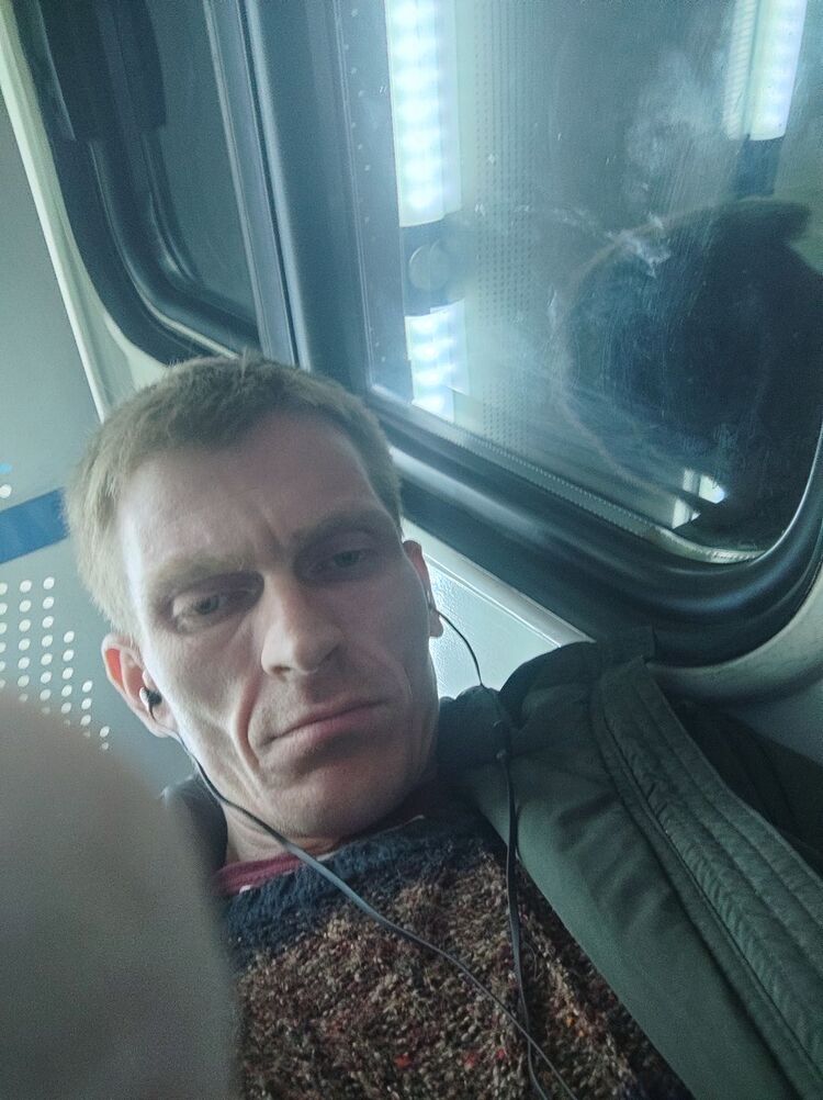  ,   Dmitriy, 44 ,   ,   , 
